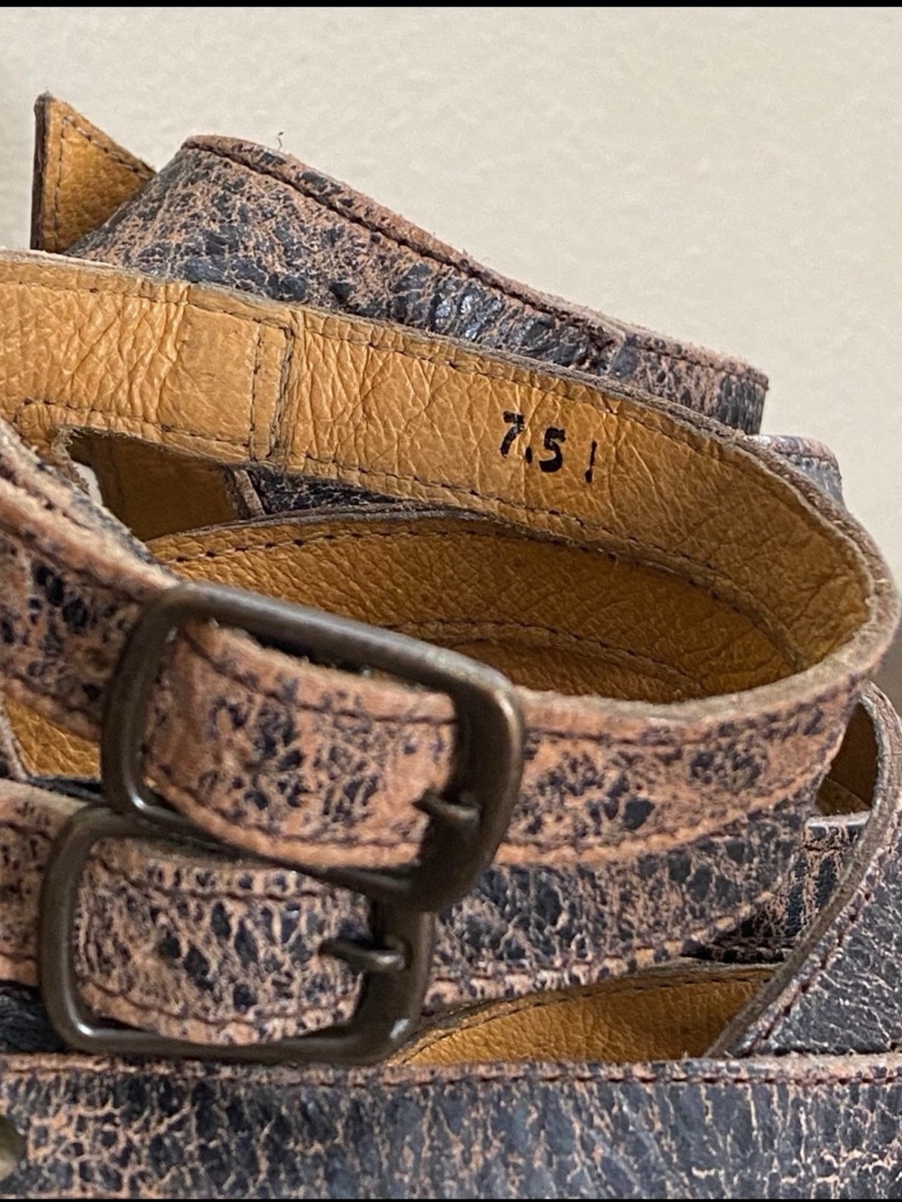 Bed Stu Juliana Distressed Leather Wedges - Picture 6 of 6